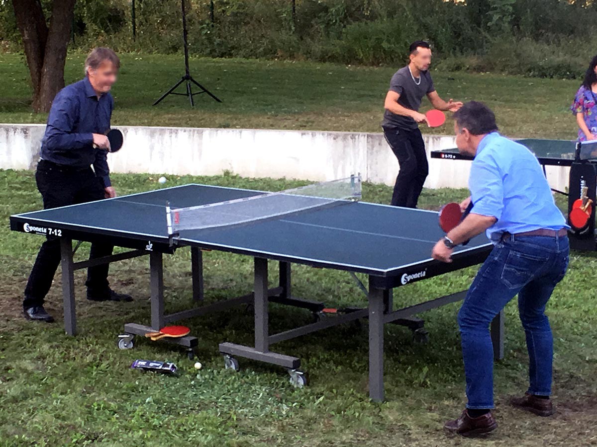Tischtennisplatte Mieten Inklusive Kellen Tischtennis Mieten