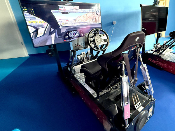 Rennsimulator mieten Berlin