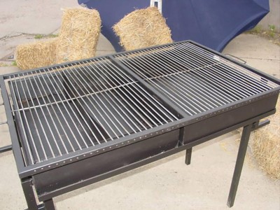 Holzkohle Grill