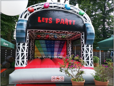 Hüpfburg für Erwachsene