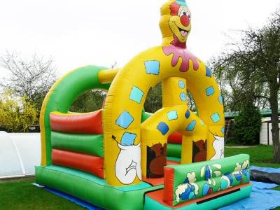 Hüpfburg Clownie