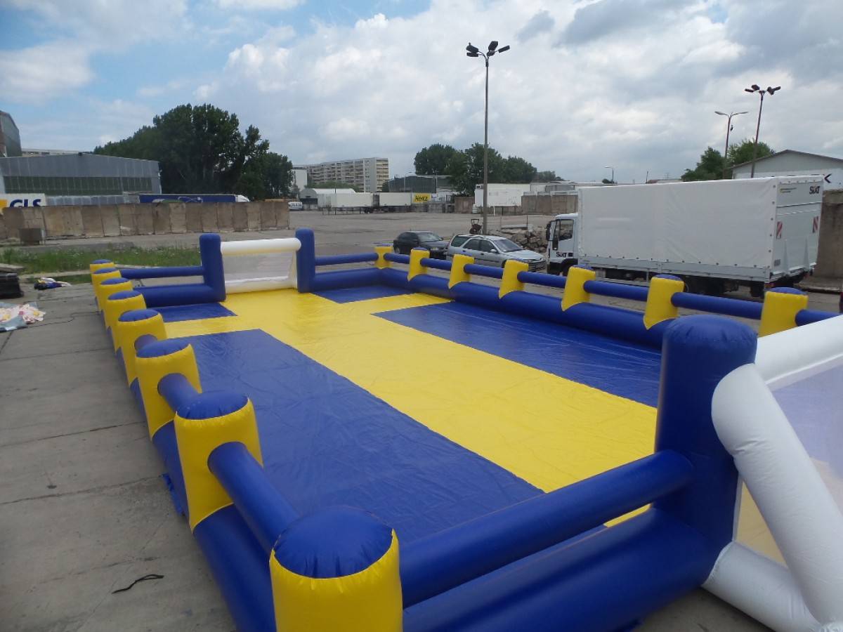 Mobiles Fußballfeld mieten für Events | Fußballfeld Verleih.