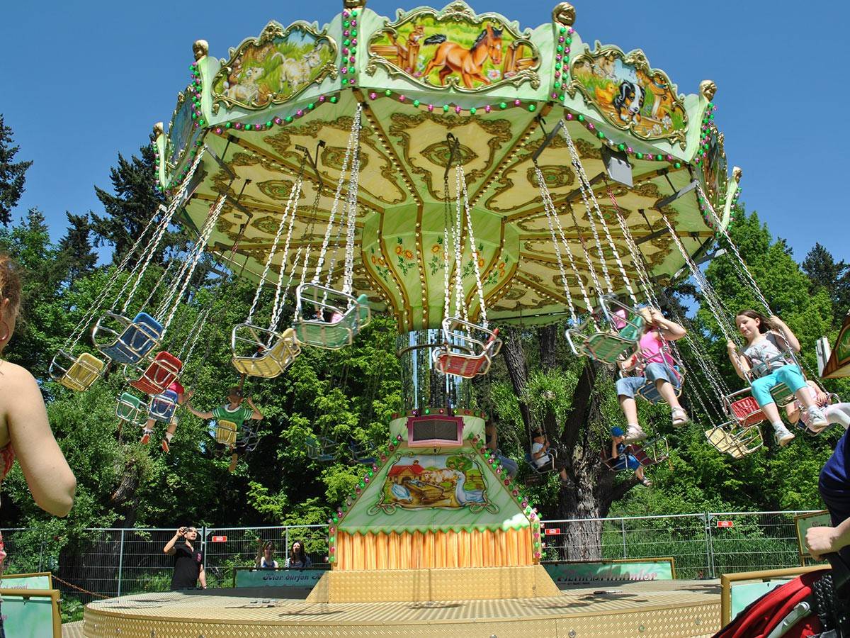 mega-kettenkarussell-mieten-berlin-kettenflieger