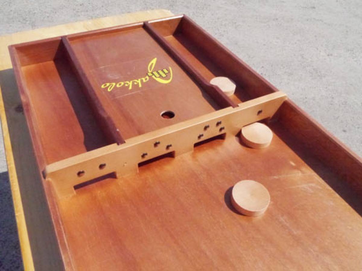 Shuffleboard mieten BERLIN Shuffleboard Verleih.