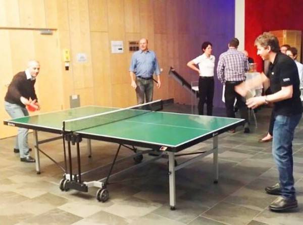 Tischtennisplatte mieten | inklusive Kellen | Tischtennis mieten